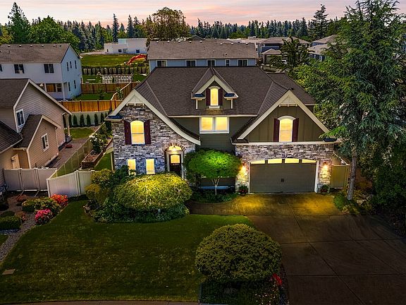 2nd image of 2215 Nevada Court