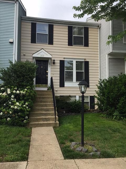 grass in the front of the property is maintained by the association