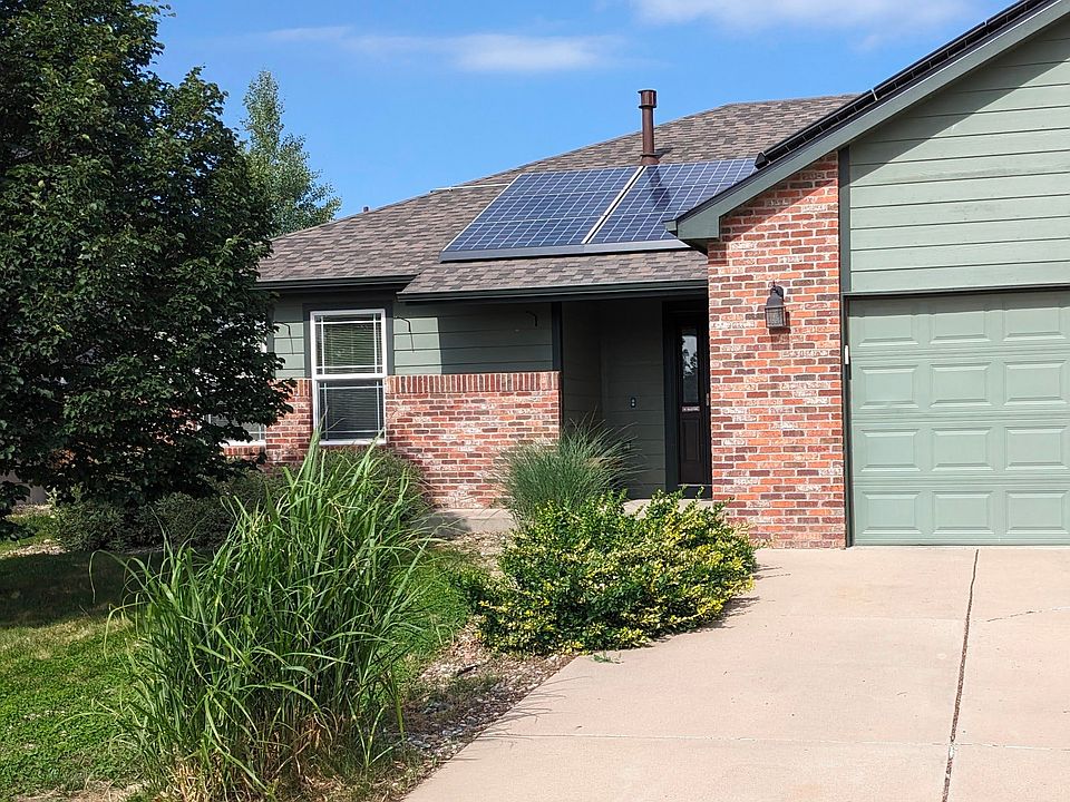 1st image of 482 Castle Pines Ave