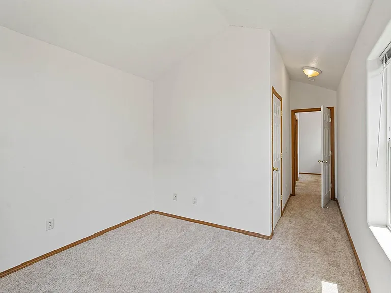 3328 NE 74th Ave — Photo 18