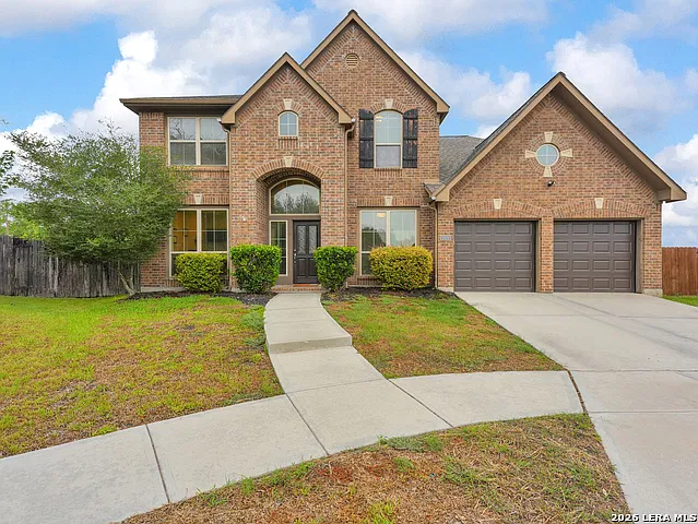 4 bed, 3.5 bath, 3389 sqft, $2,800 — Photo 1