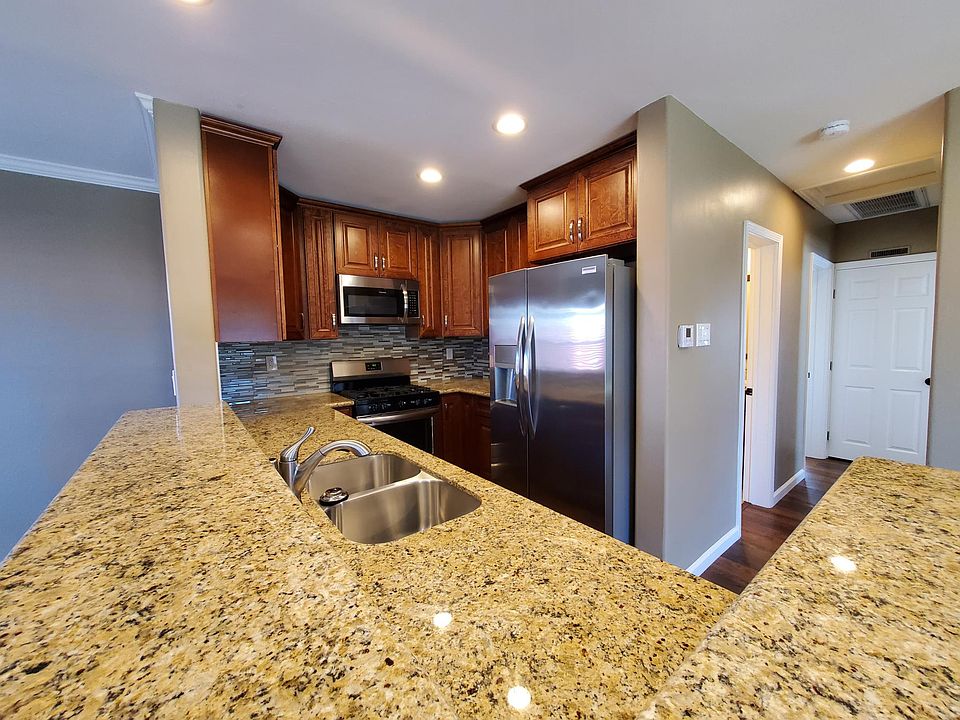 Brand New Kitchen with stainless appliances