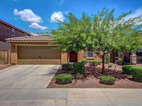 2nd image of 2118 E Campo Bello Dr