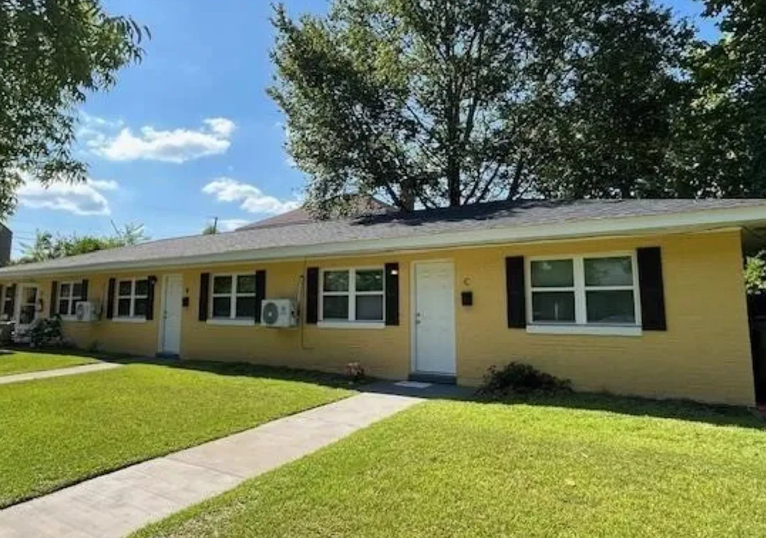 Newly Renovated 2BR Apartment Near USC & Downtown Columbia - Unit C — Photo 3