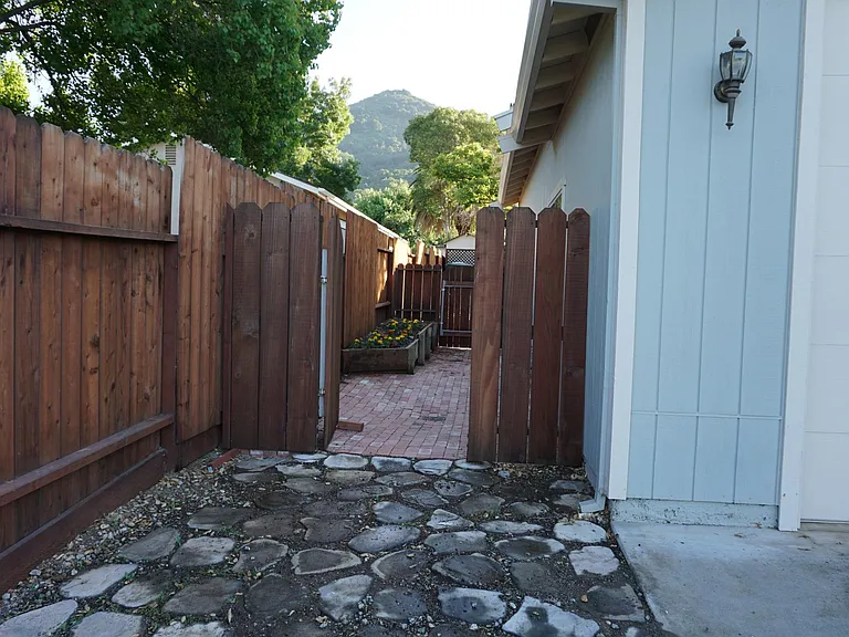 0 Dewitt Ave — Photo 2