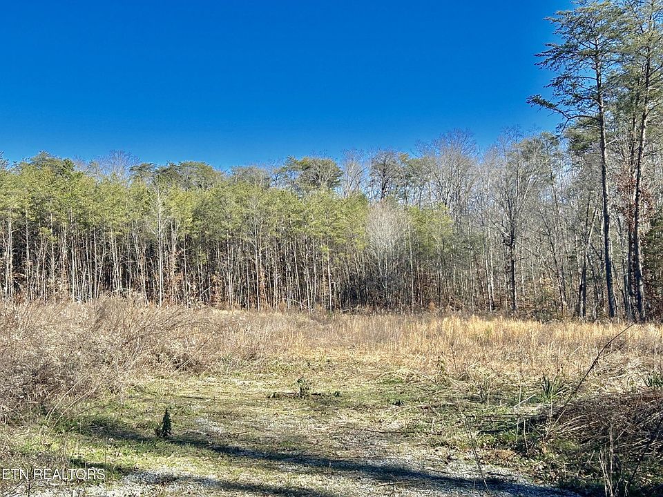 1st image of 504 Wiggins Rd