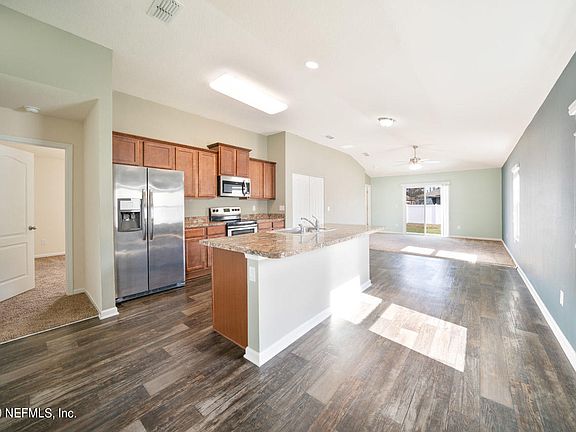 5th image of 245 Ashby Landing Way