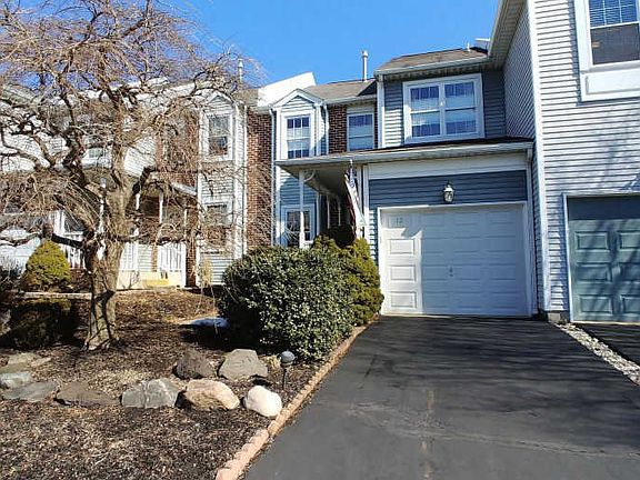 2nd image of 12 Kirkwood Dr