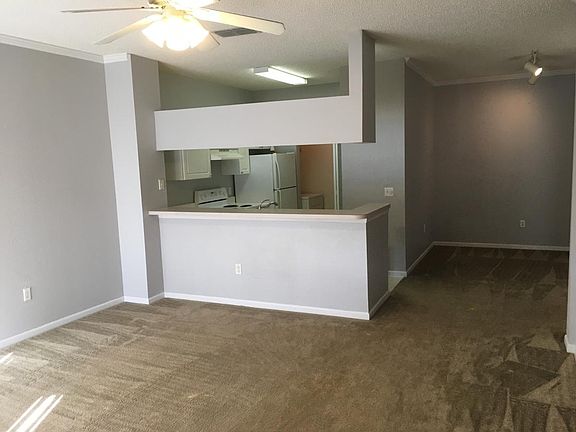 4th image of 2413 White Magnolia Way