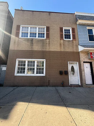 1013 Broadway Photo 1