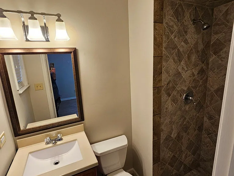 65 N Belvedere Blvd #201 — Photo 14