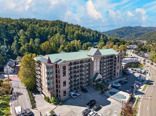 210 Roaring Fork Ext Suite 404, Gatlinburg, TN 37738