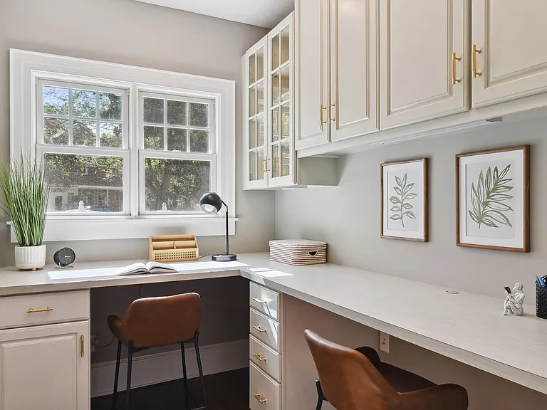 185 W Lake St — Photo 15