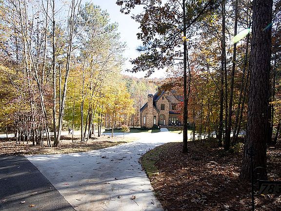 4th image of 7833 Deer Way