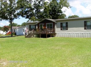 1320 Charles Dr, Manning, SC 29102
