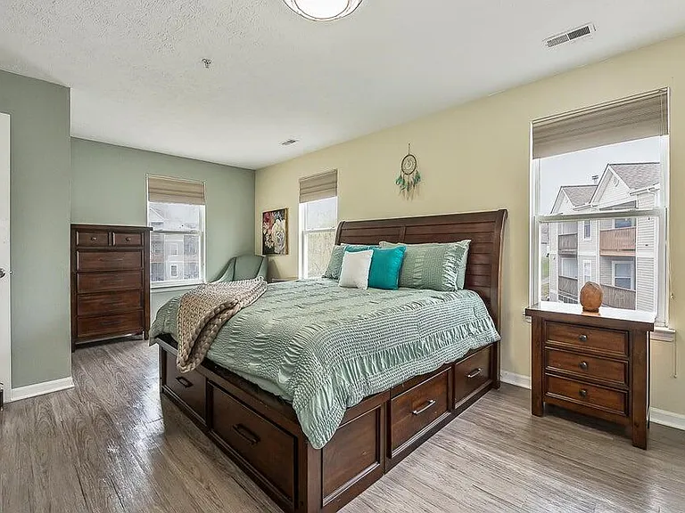 1550 Oakfield Dr — Photo 19