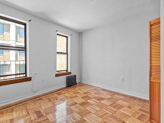 3rd image of 67 Haven Ave Unit 44