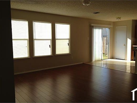 4th image of 137 Lincoln Ln