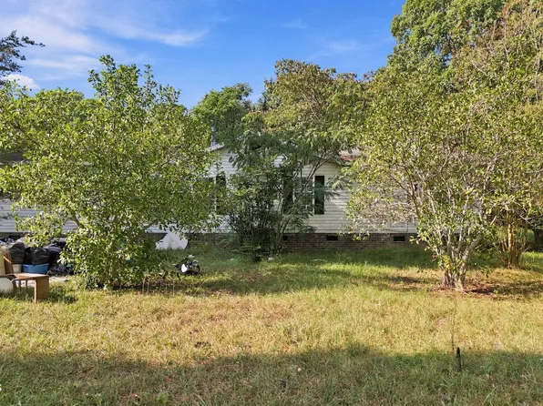 561 Schloss Rd, Louisburg, NC 27549