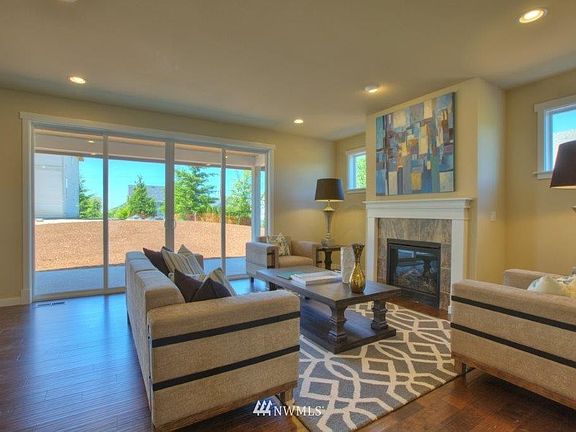 5th image of 1212 83rd Avenue SE