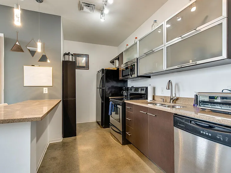 2115 Yeaman Pl #217 — Photo 10