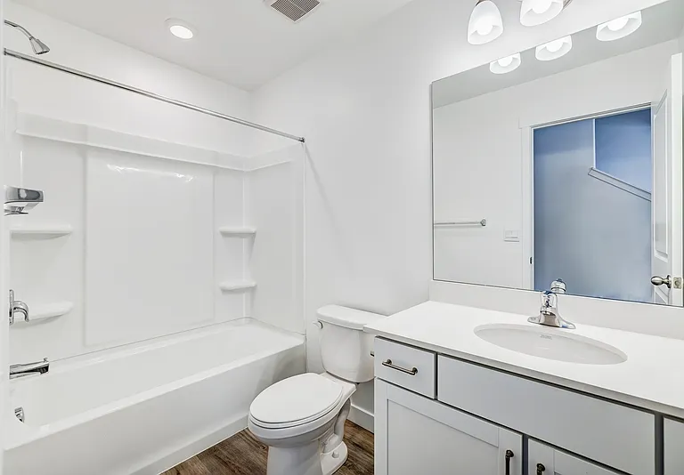 413 S 1110 W #MAIN FLOOR MASTER — Photo 5