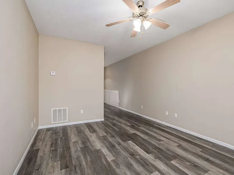 The Woods Townhomes — Photo 20