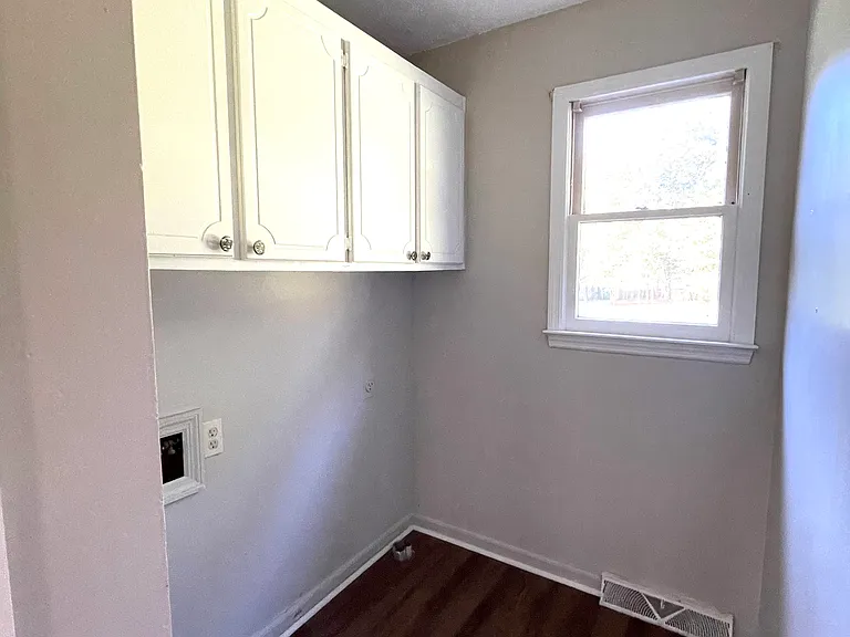 103 Smith Ct #103 — Photo 8