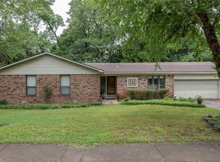 1901 E Overcrest St, Fayetteville, AR 72703