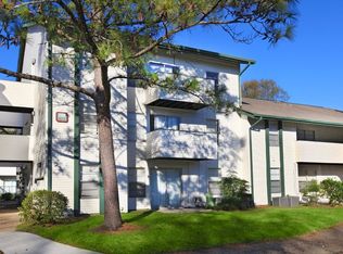 2105 Cobblestone Ln APT E, New Orleans, LA 70114
