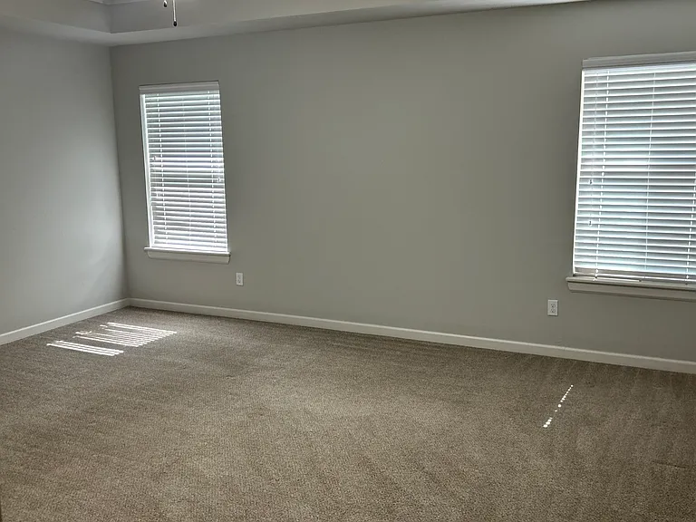 2400 Santa Monica St — Photo 29