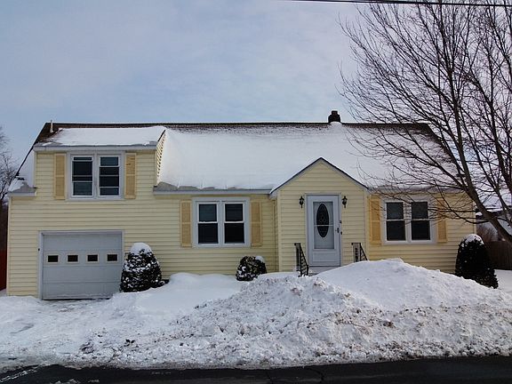2nd image of 11 Glendale Pl