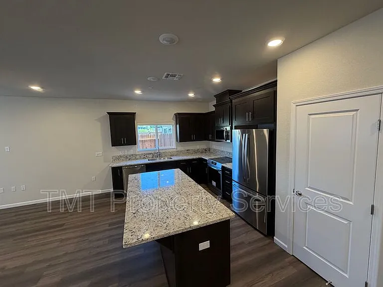 9106 Turnbull Ct — Photo 4