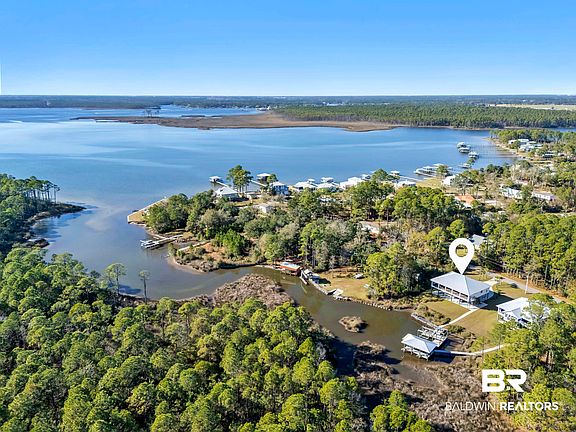 3rd image of 26390 Bayou Dr