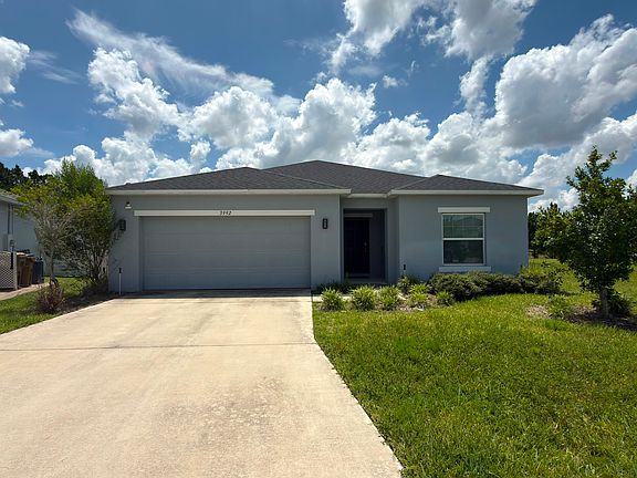 5th image of 3992 Fescue St