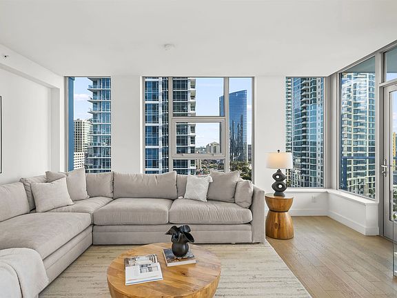 4th image of 1388 Kettner Blvd #1208