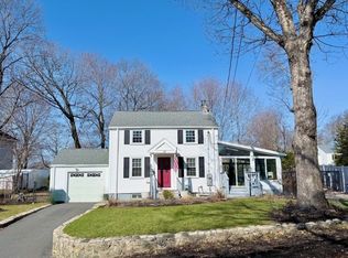 14 Eldridge Pl, Westwood, MA 02090