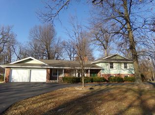 1380 McVey St, Mount Vernon, MO 65712