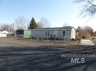 211 E Bruneau St, Hagerman, ID 83332