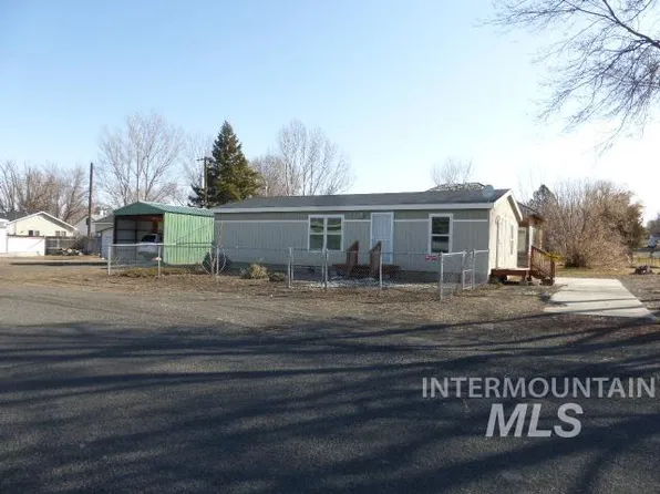 211 E Bruneau St, Hagerman, ID 83332