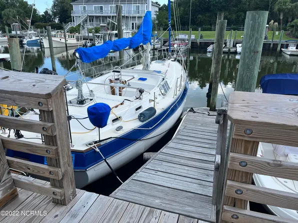 801 Paoli Court 45' Wet Slip #53, Wilmington, NC 28409