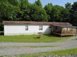 19 Mountain View Ln, Philippi, WV 26416
