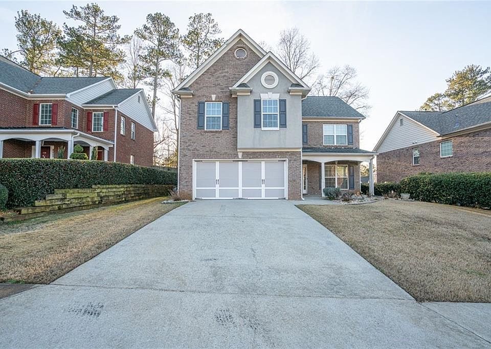 1st image of 544 Cliffglen Way NW