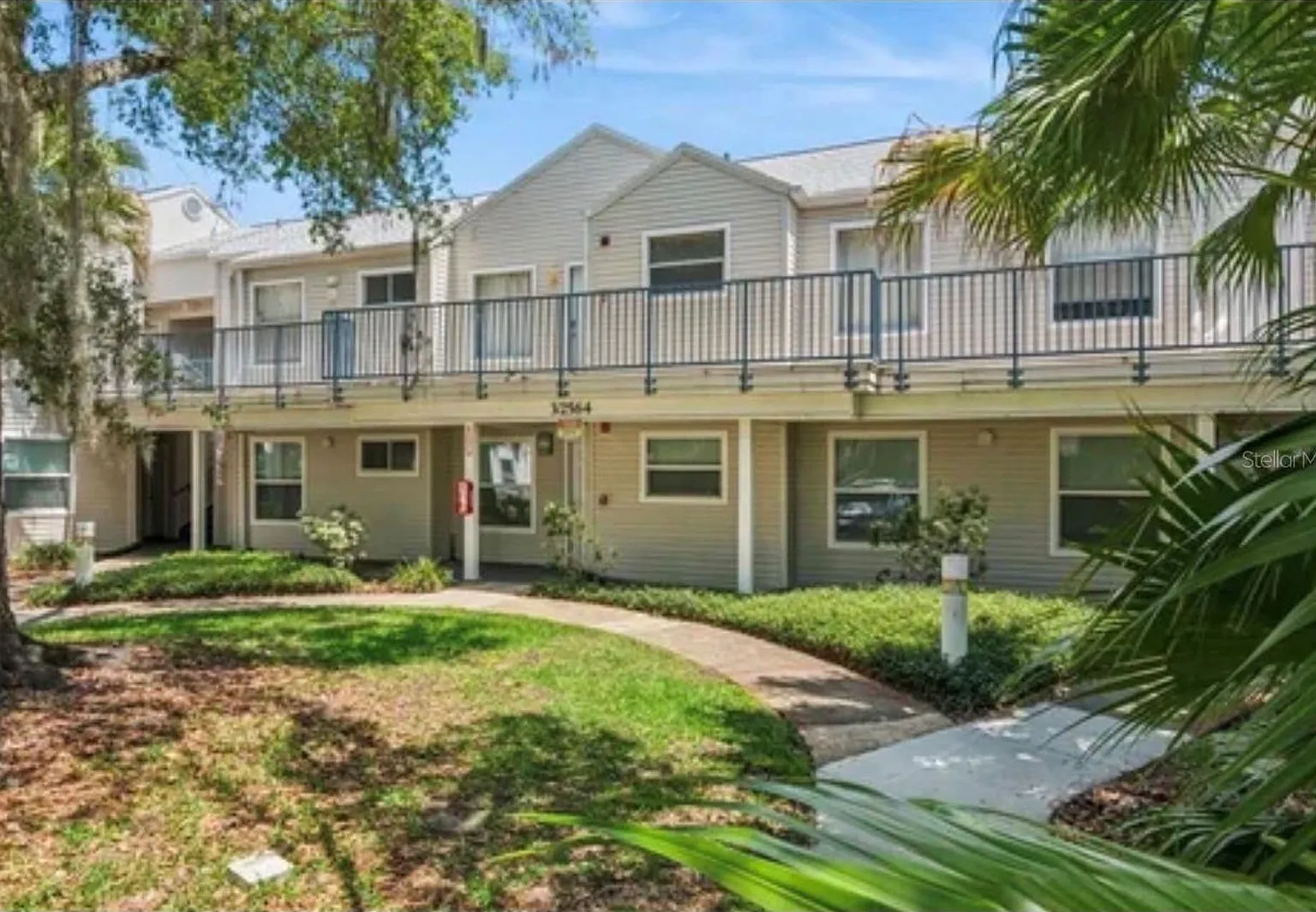 Orlando Condo — Photo 1