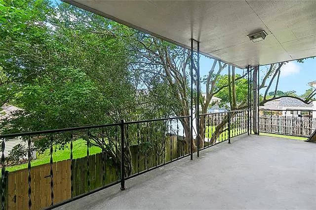218 Aurora Ave — Photo 19