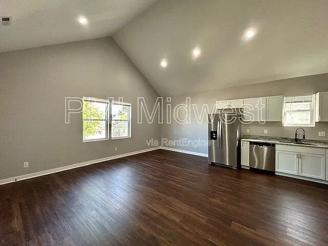 3 bed, 2.0 bath, 1250 sqft, $1,499 — Photo 4