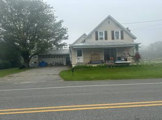 797 Hemmingford Rd, Mooers, NY 12958