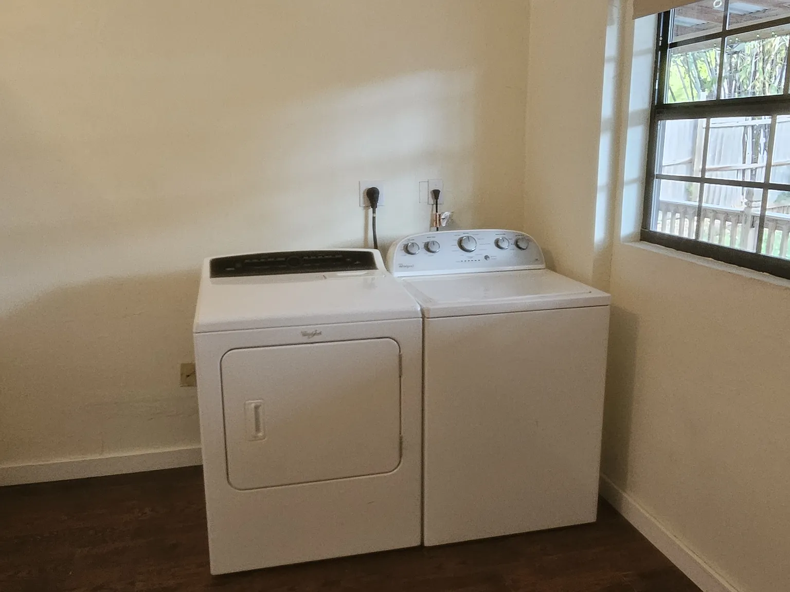 2 bed, 800 sqft, $2,000 — Photo 4