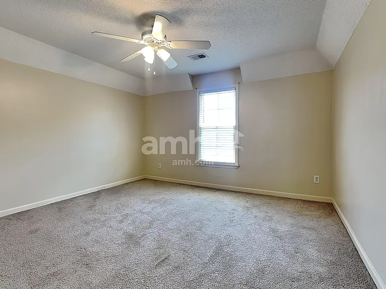 7450 Shadow Run Ln — Photo 23