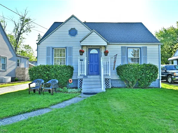 394 Meadowbrook Ave SE, Warren, OH 44483